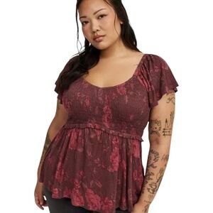 TORRID WOMEN'S BALLET FLORAL SASSAFRAS SMOCKED BABYDOLL TOP SIZE 00 (M/L)